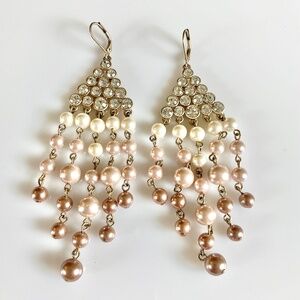 DRAMATIC BLUSH/WHITE PEARL EARRINGS with CLEAR "DIAMONDS" NWOT